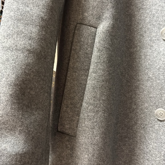 H&M men’s Grey Peacoat - Picture 2 of 4